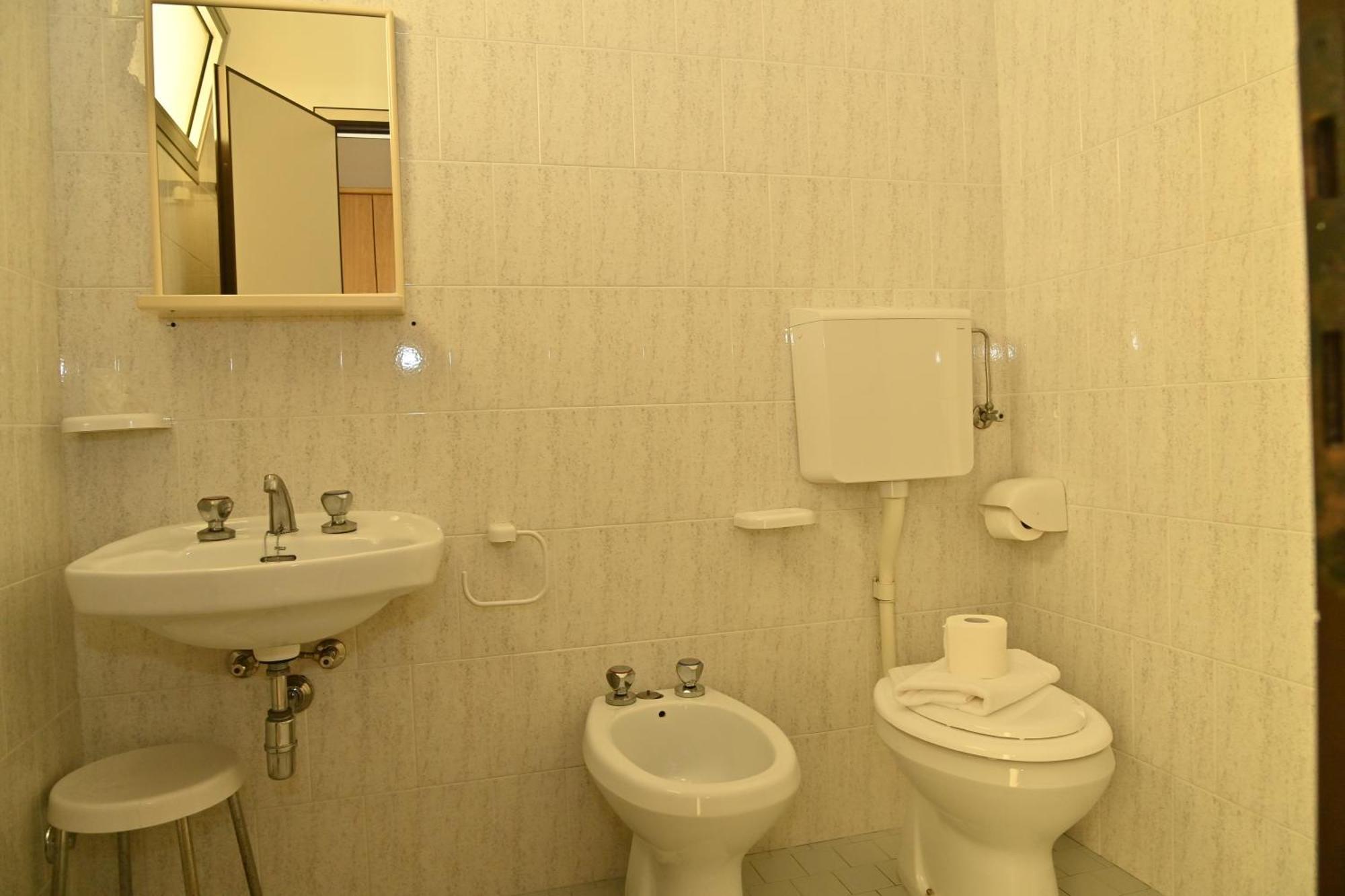 Hotel Italy Misano Adriatico Habitación foto